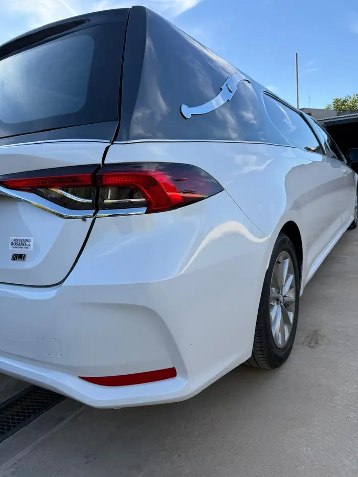 Toyota Corolla - Imagen 2